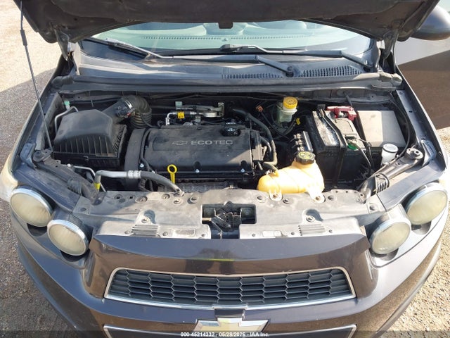 Chevrolet Sonic Lt Auto