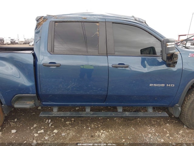 Chevrolet Silverado 2500 4wd  Standard Bed Custom
