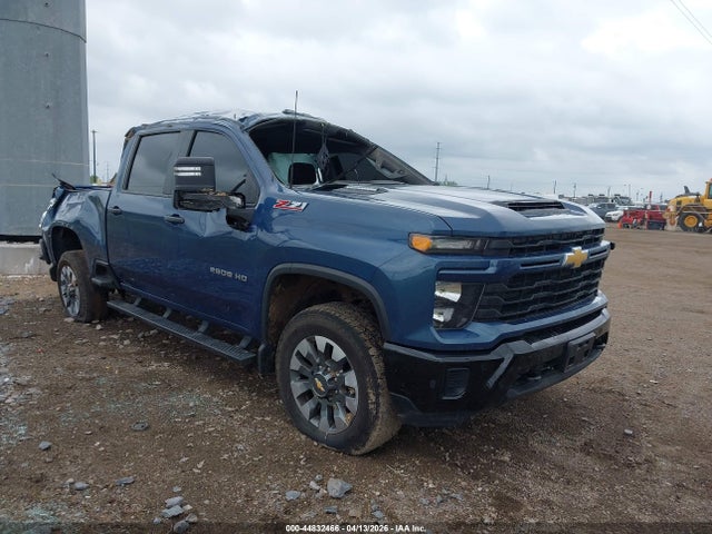 Salvage Chevrolet Silverado 2500 Image