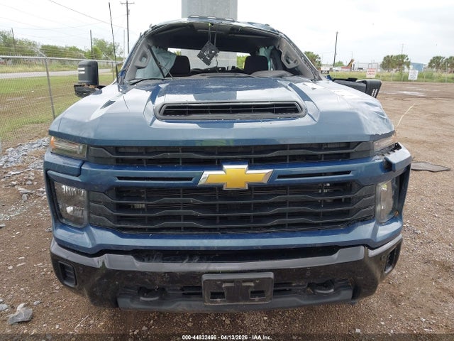 Chevrolet Silverado 2500 4wd  Standard Bed Custom