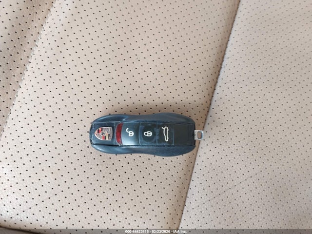 Porsche Panamera 4