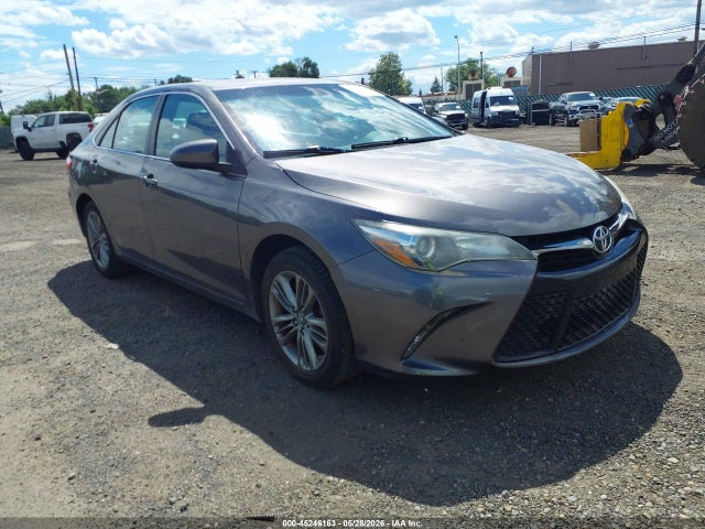 Salvage Toyota Camry Image