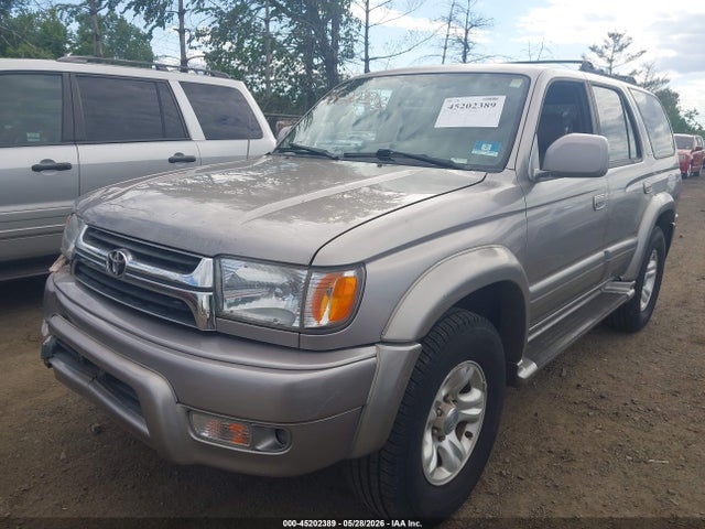 Toyota 4Runner Limited V6