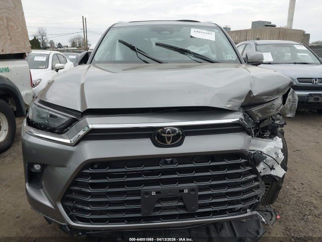 Toyota Grand Highlander Platinum