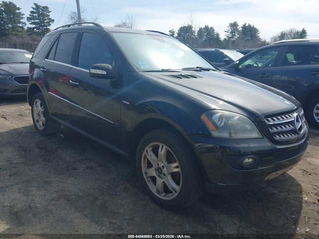 Salvage Mercedes-Benz M-Class Image