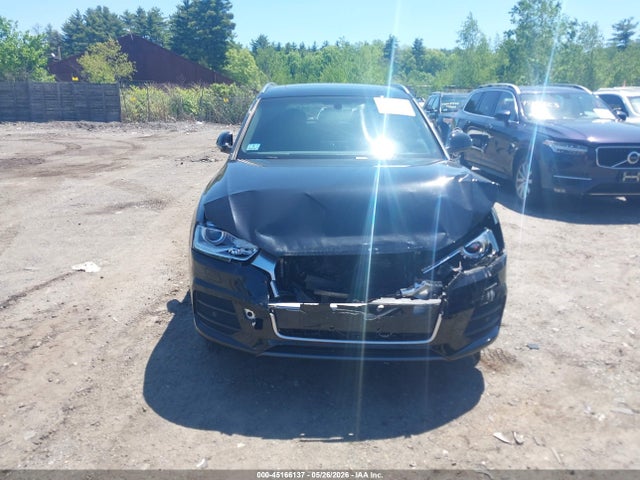 Audi Q3 2.0t Premium Plus