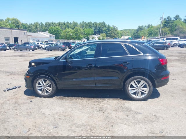 Audi Q3 2.0t Premium Plus
