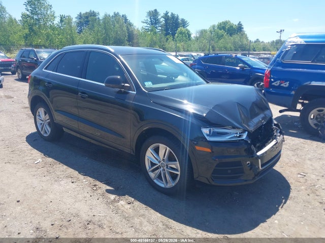 Salvage Audi Q3 Image