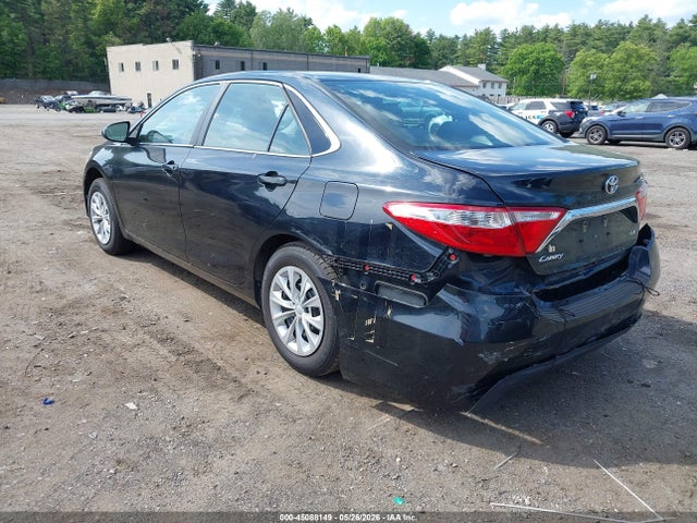 Toyota Camry Le