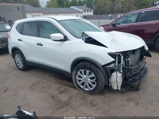 Salvage Nissan Rogue Image
