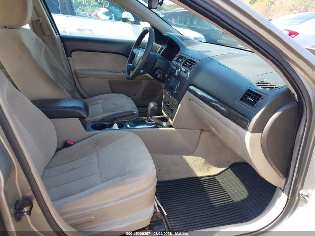 Mercury Milan V6