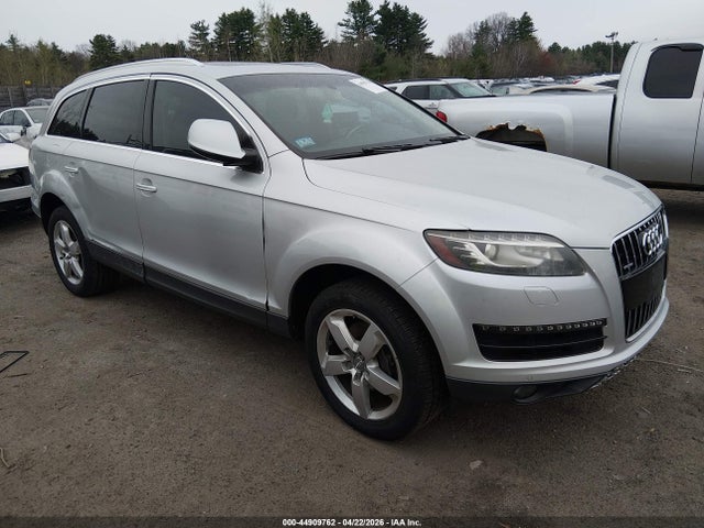 Salvage Audi Q7 Image
