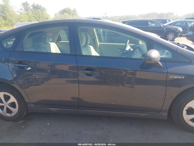 Toyota Prius Three