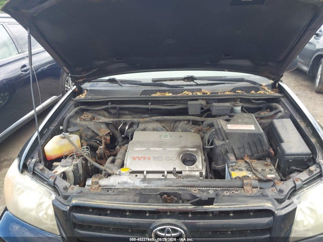 Toyota Highlander V6