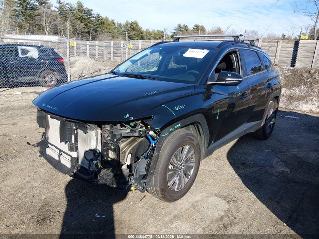 Hyundai TUCSON Blue