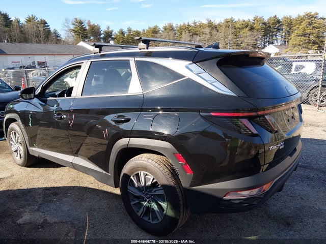Hyundai TUCSON Blue