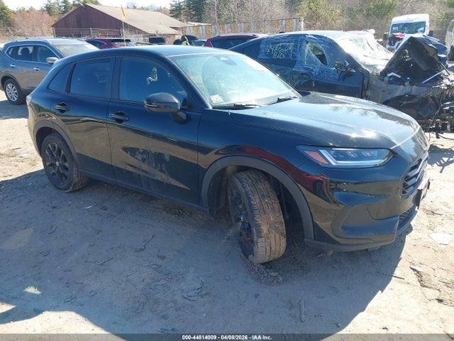 Salvage Honda HR-V Image