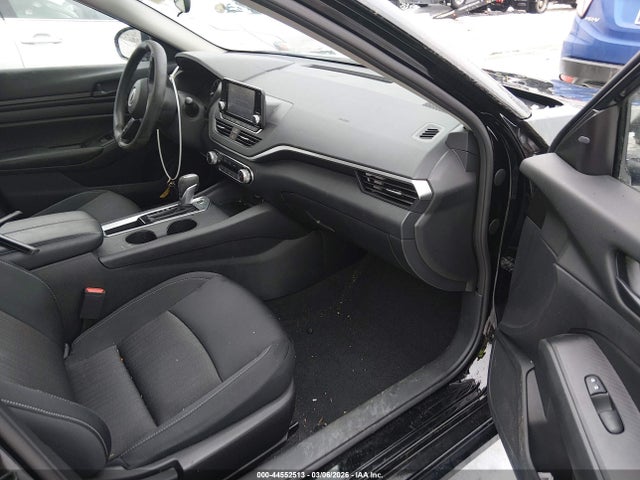 Nissan Altima S Fwd
