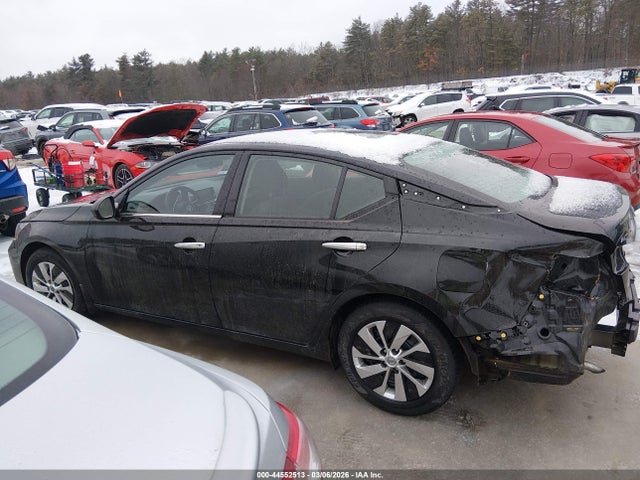 Nissan Altima S Fwd