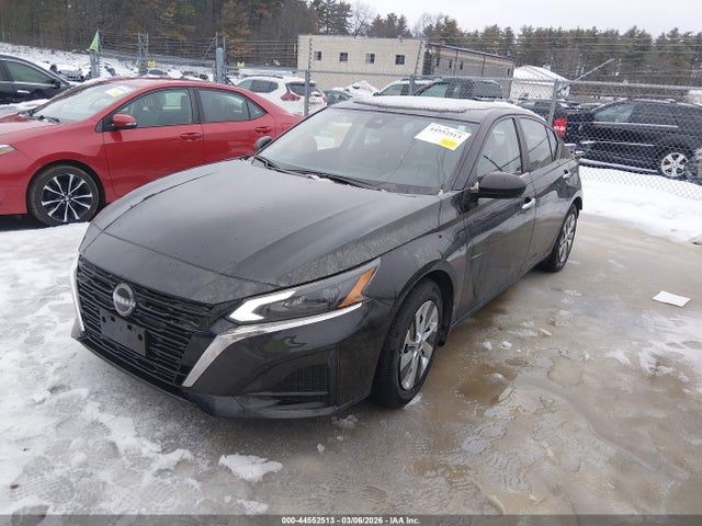 Nissan Altima S Fwd