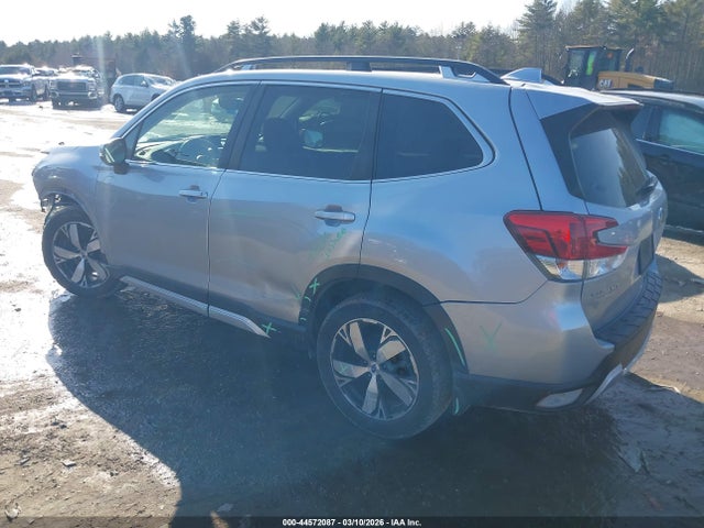 Subaru Forester Touring