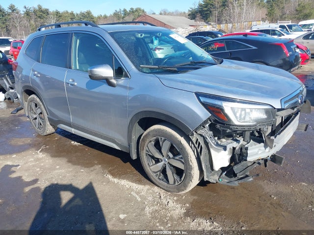 Salvage Subaru Forester Image