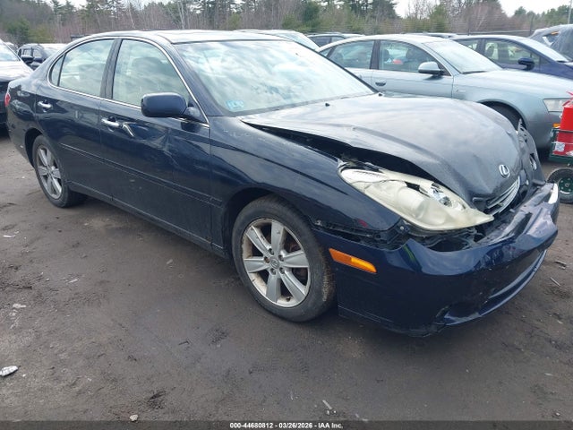 Salvage Lexus Es Image