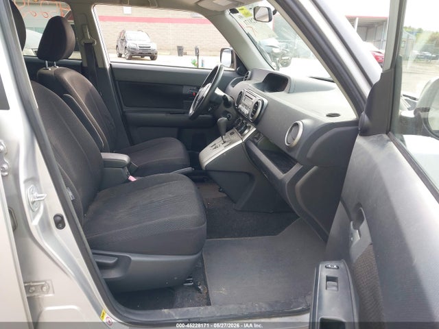 Scion xB