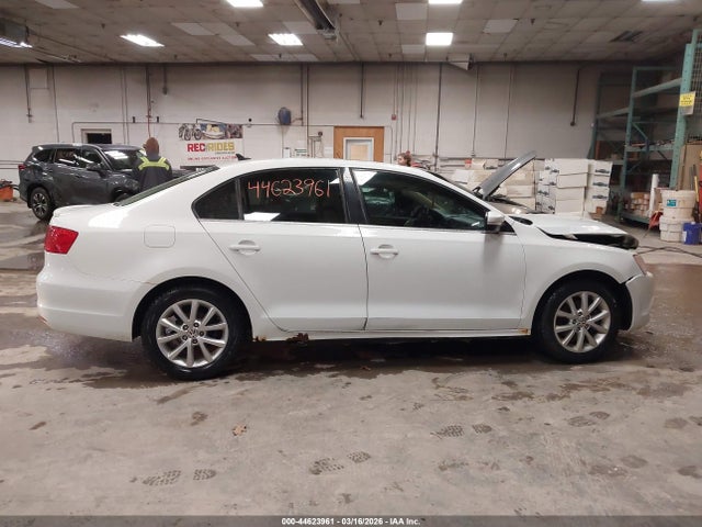 Volkswagen Jetta 1.8t Se