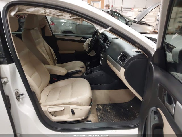 Volkswagen Jetta 1.8t Se
