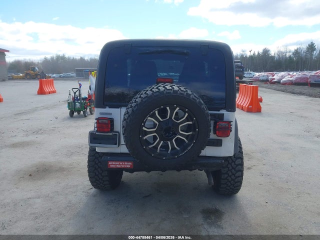 Jeep Wrangler X