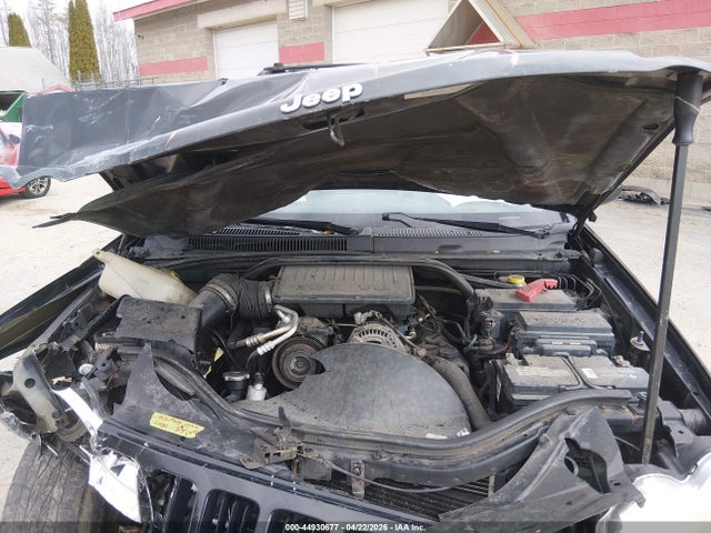 Jeep Grand Cherokee Laredo
