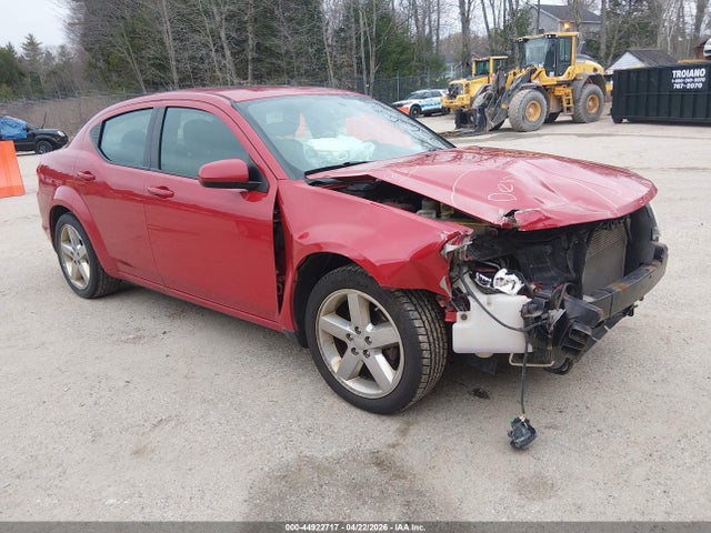 Salvage Dodge Avenger Image