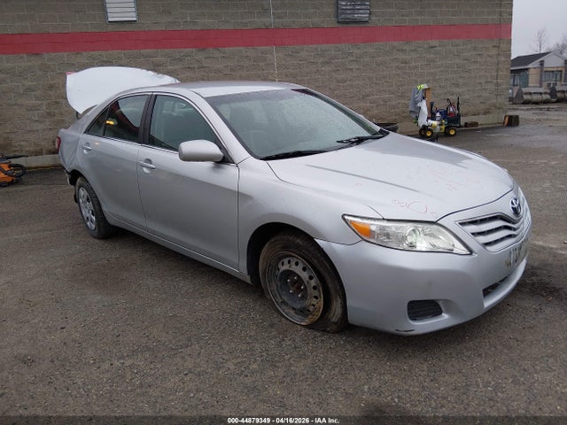 Salvage Toyota Camry Image