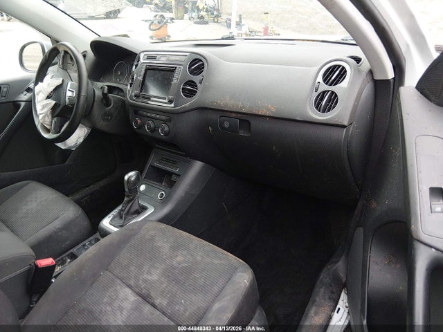 Volkswagen Tiguan 2.0t