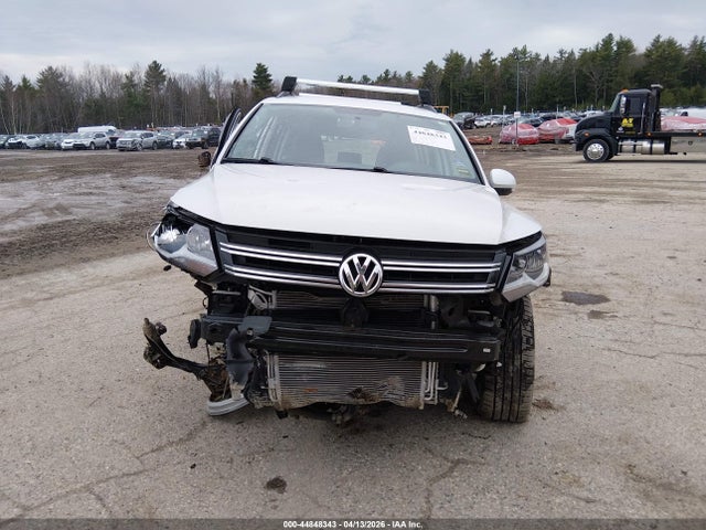 Volkswagen Tiguan 2.0t