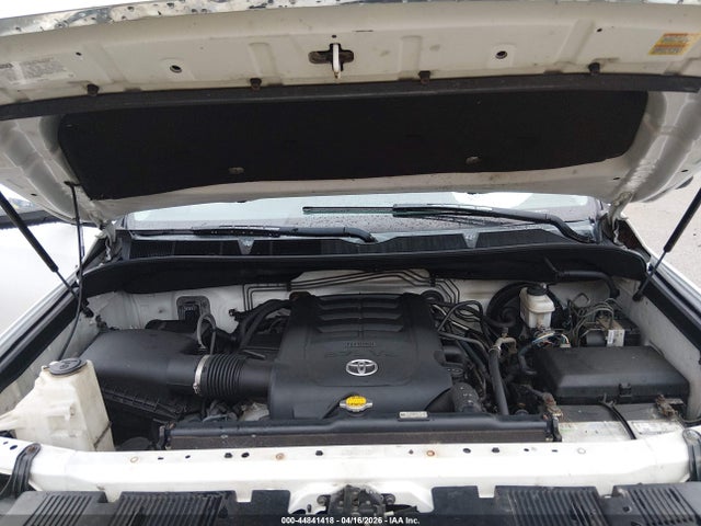 Toyota Tundra Limited 5.7l V8