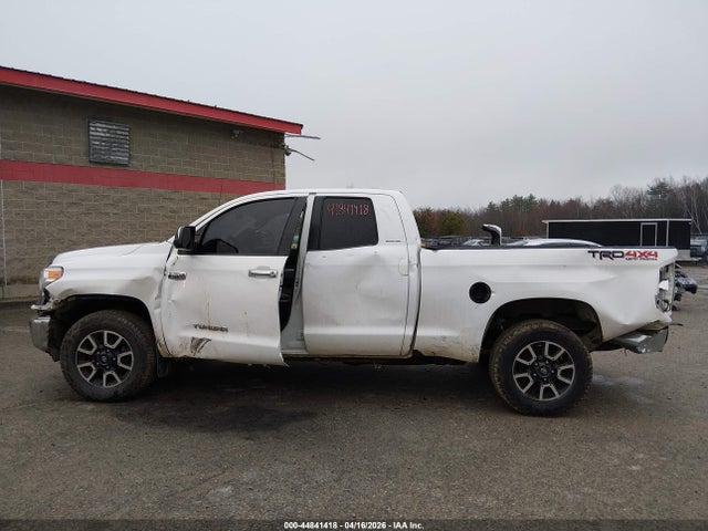 Toyota Tundra Limited 5.7l V8