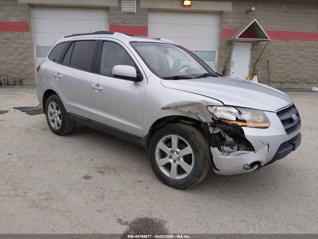 Salvage Hyundai SANTA FE Image