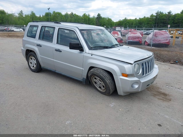 Salvage Jeep Patriot Image