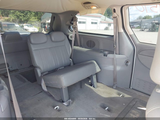 Chrysler Town & Country Touring