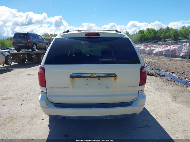 Chrysler Town & Country Touring