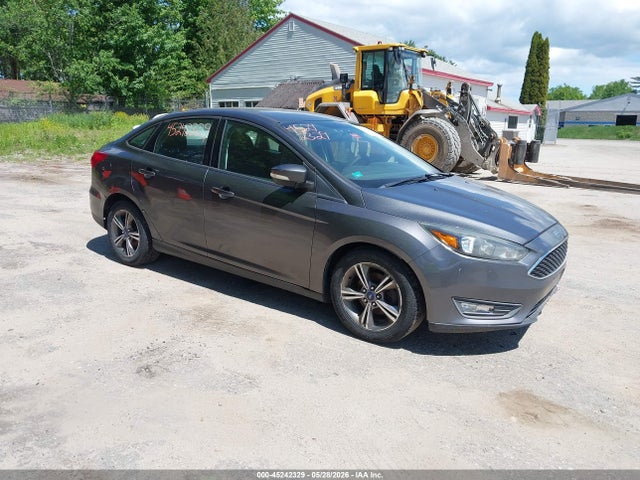 Salvage Ford Focus Image