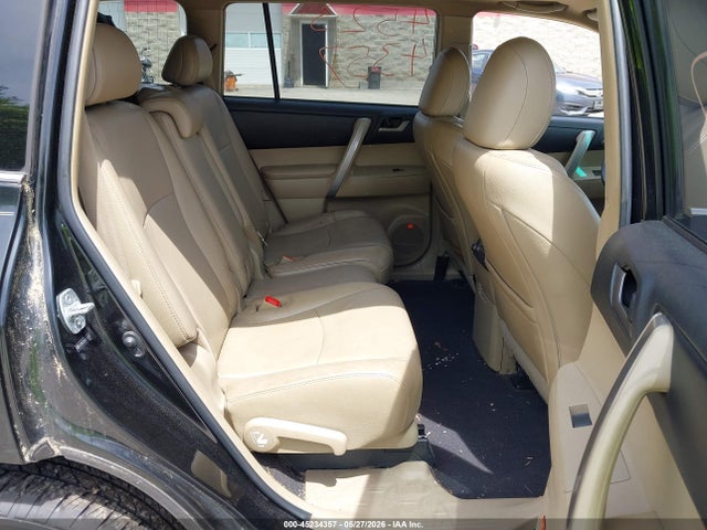 Toyota Highlander Se V6