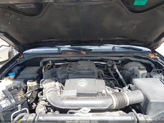 Nissan Pathfinder Sv