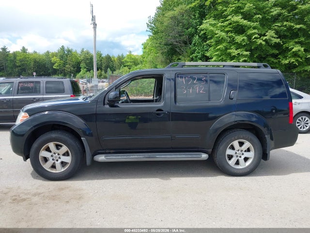 Nissan Pathfinder Sv