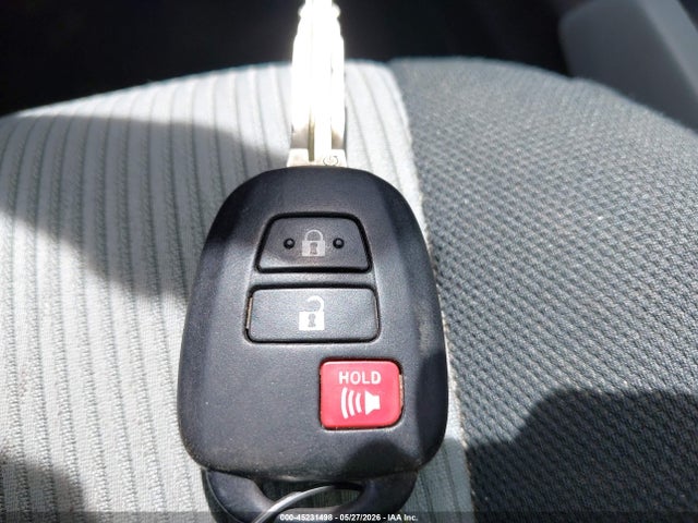 Toyota Prius c Two