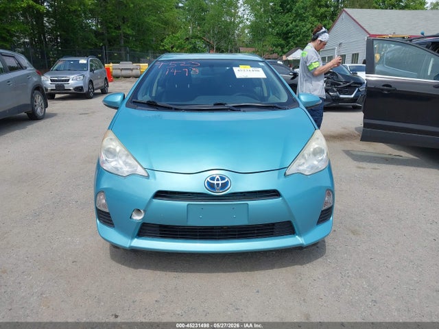 Toyota Prius c Two