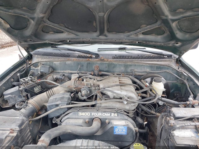 Toyota Tacoma Base V6
