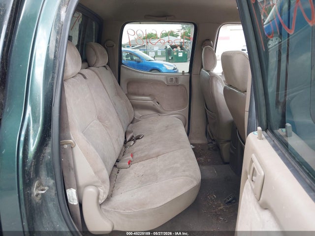 Toyota Tacoma Base V6